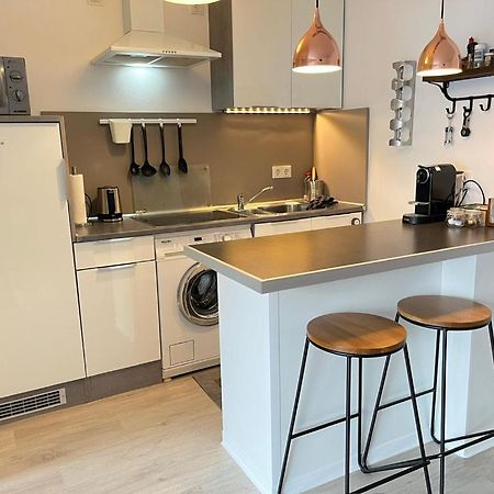 Living At Saarpartments -Adultsonly- 2 Bedrooms, Kitchen - Business & Holiday Apartments For Long- And Short Term Stay, 3 Min To Train Station, Secure E-Bike Parking! Saarbrücken Kültér fotó