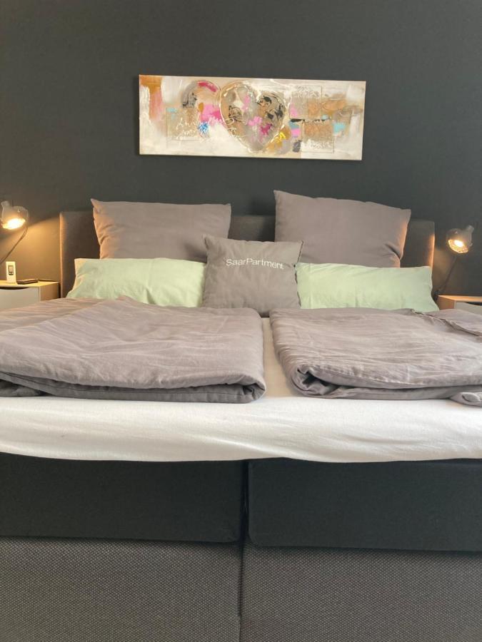 Living At Saarpartments -Adultsonly- 2 Bedrooms, Kitchen - Business & Holiday Apartments For Long- And Short Term Stay, 3 Min To Train Station, Secure E-Bike Parking! Saarbrücken Kültér fotó